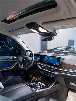 بي ام دبليو X7